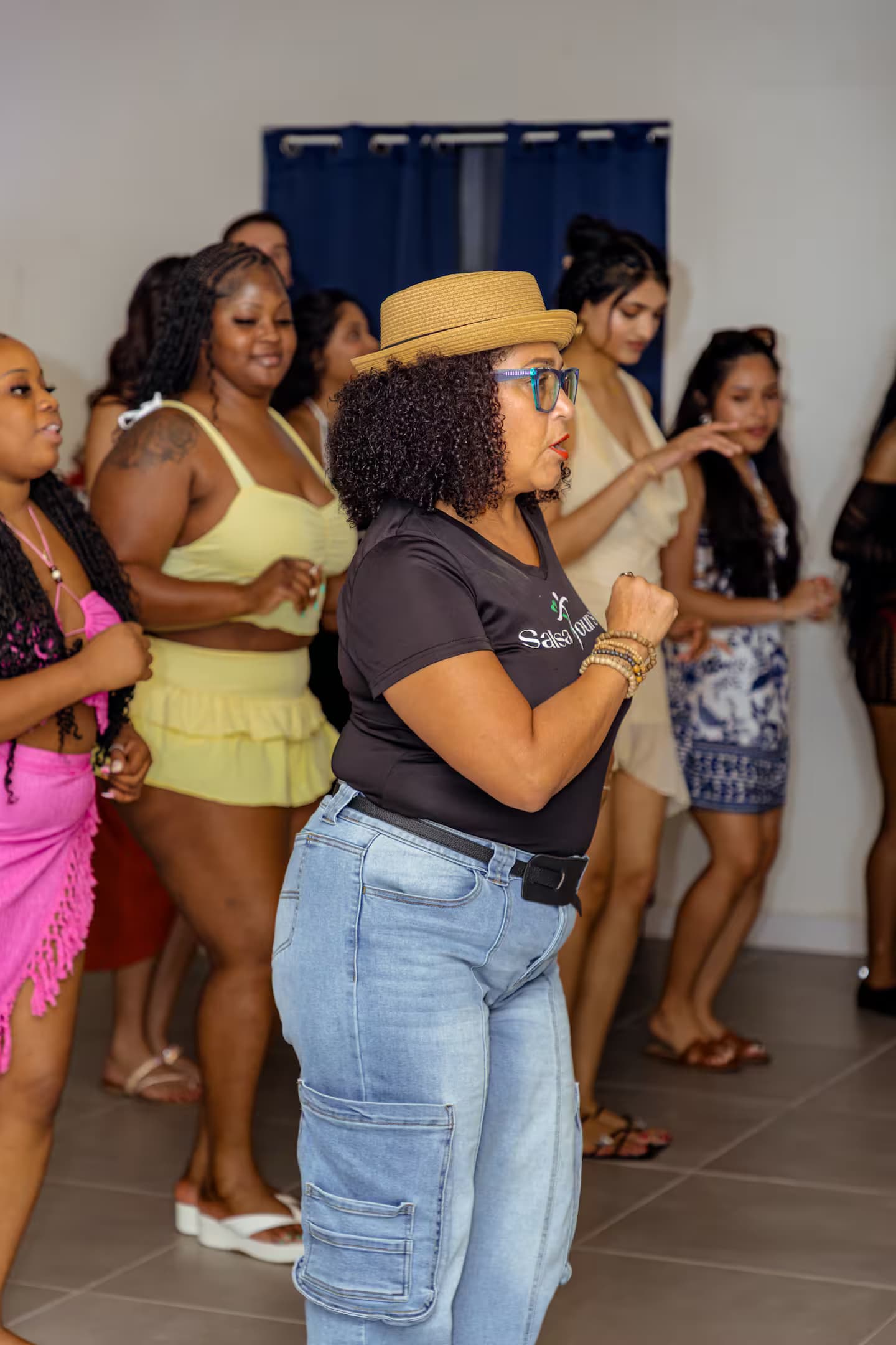 Decide Where and When to Dance With US